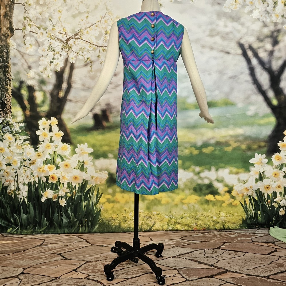 Vintage 1960's Dress Shift Mod Purple Green Zigzag Pattern Sleeveless 60s Groovy - Picture 8 of 15